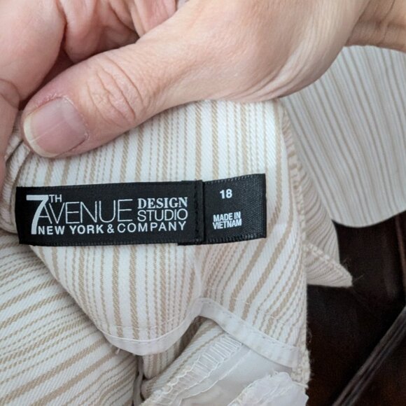 7th Avenue Design Studio NY and Company Pants Suit size 18 - Picture 3 of 3